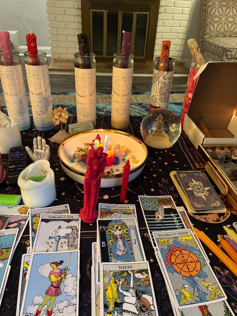 Tarot card reading